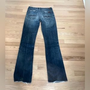 7 For All Mankind BootCut Size 29.  U075080u-080u